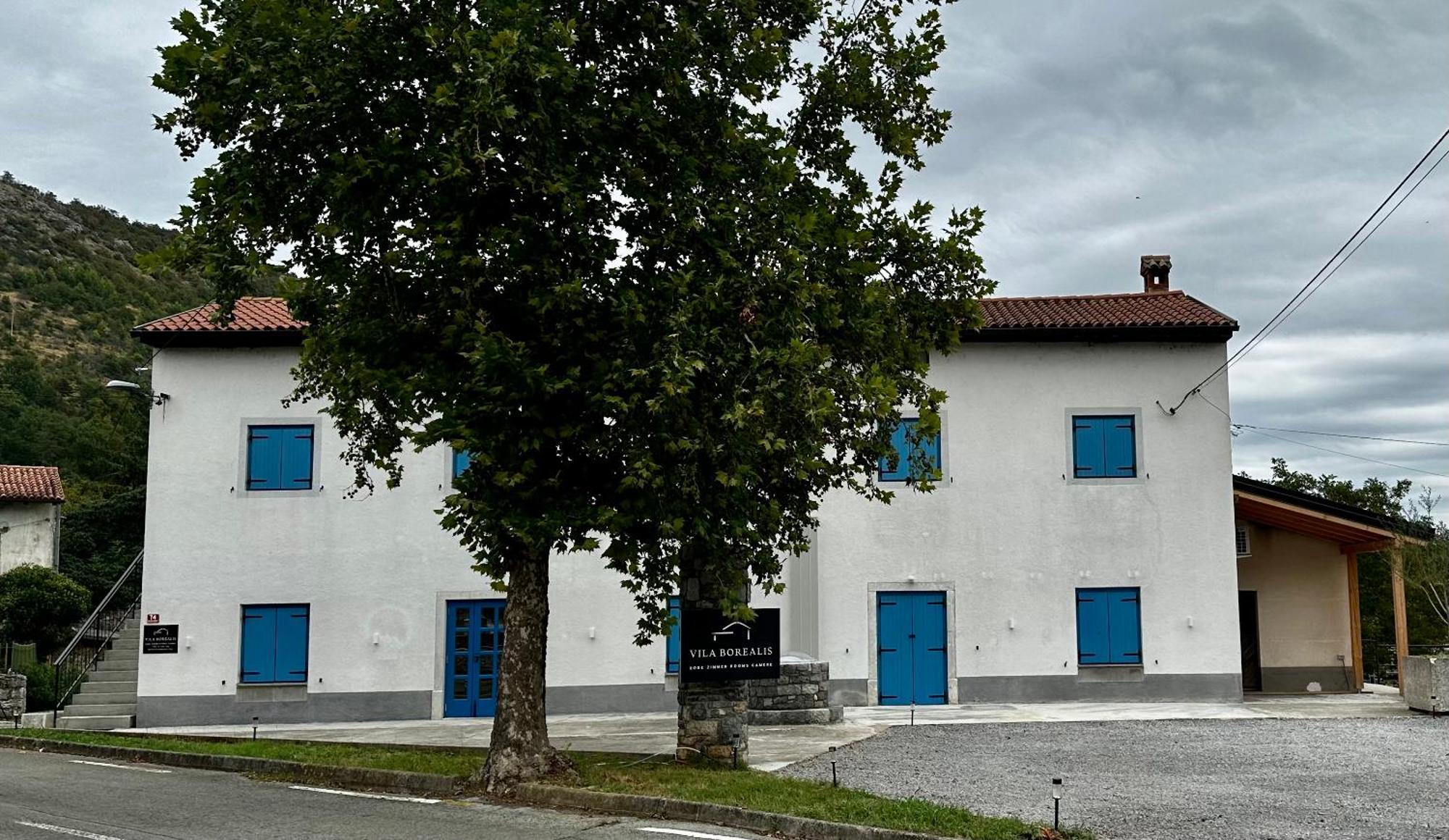 Vila Borealis Komen Exterior foto